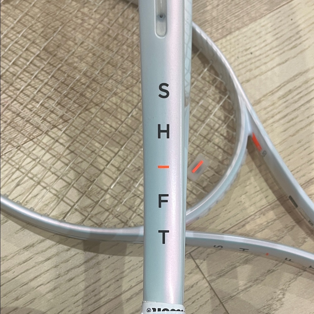 Wilson Shift Tennis Rackets - Picture 3 of 9